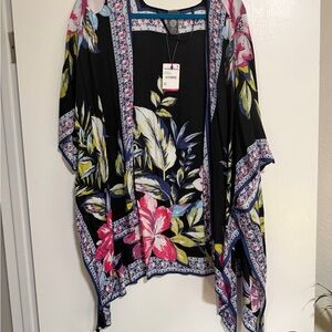 Vince Camuto Black Floral Kimono